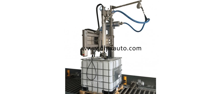 1000L噸桶碳酸飲料灌裝機(jī)